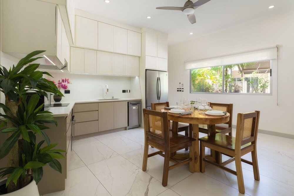 Tamarindo Bay Boutique Hotel - Adults Only 35/50