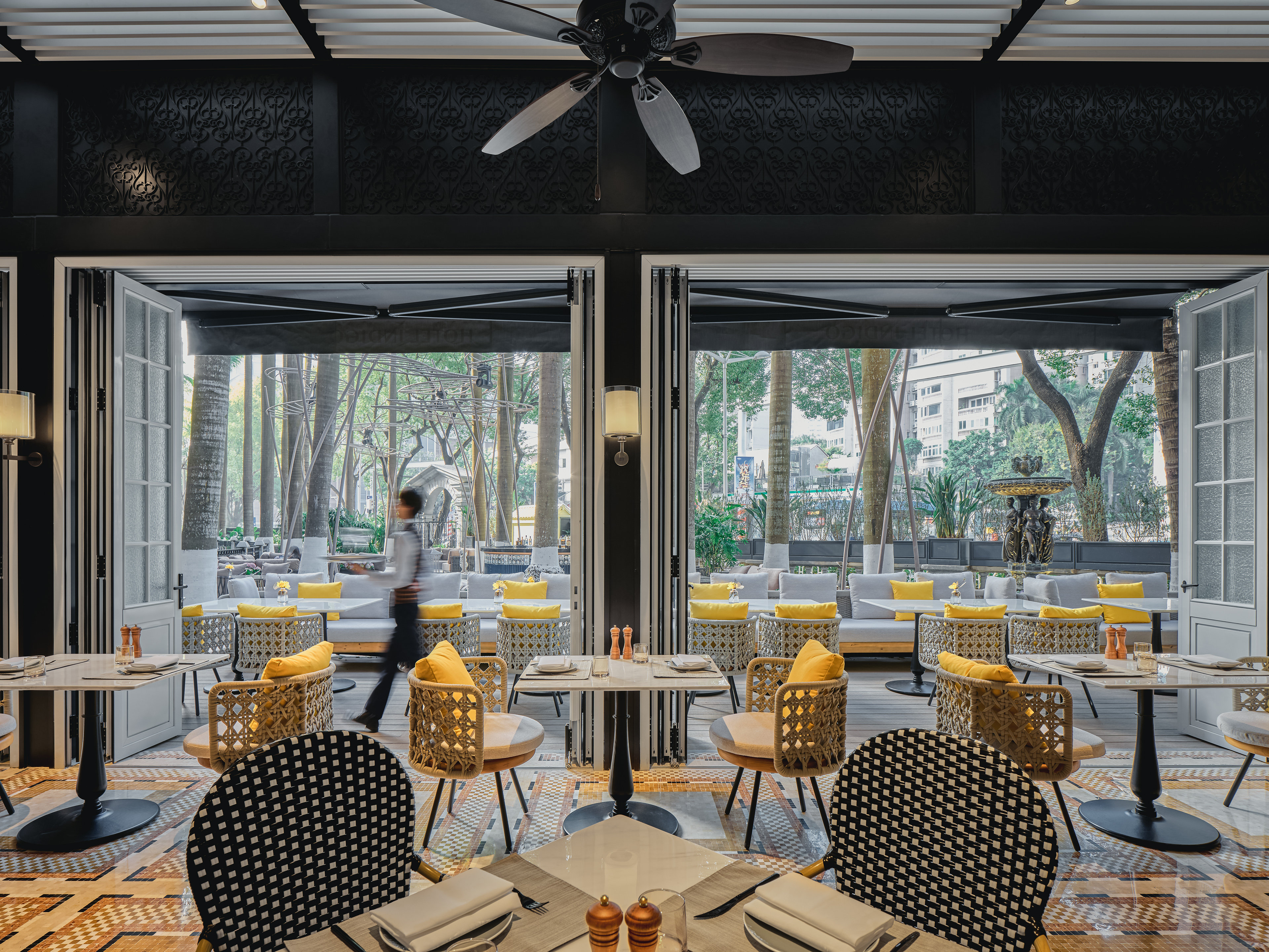 Hotel Indigo Shenzhen Overseas Chinese Town an IHG Hotel 53/78