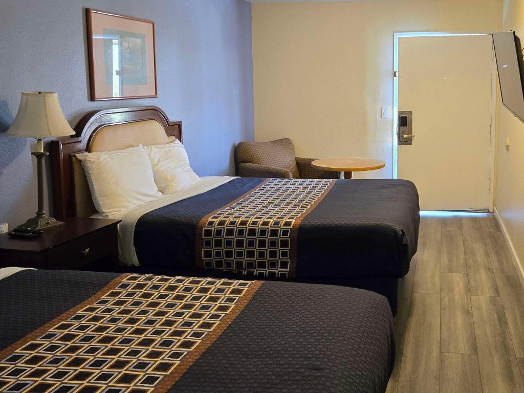 جناح بسرير كينج وسريرين كوين، Rodeway Inn & Suites Blythe I-10, CA 4/5