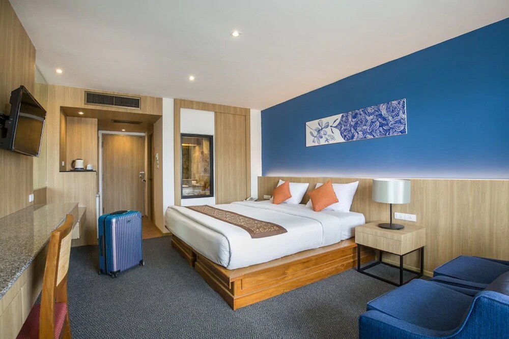 Royal Palace Hotel 28/66