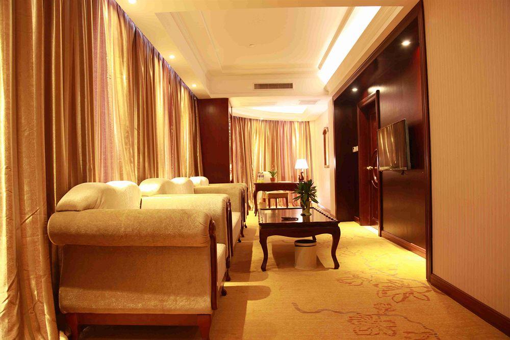 Vienna Hotel Pudong Airport Chenyang Rd 5/17
