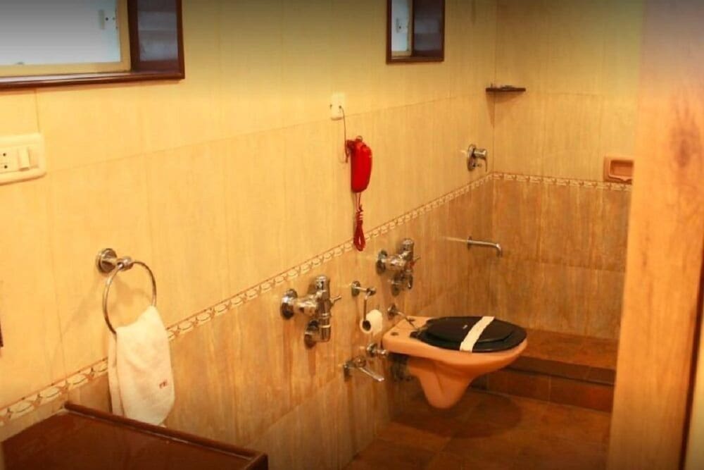 Hotel Panchavati Elite Inn 18/18