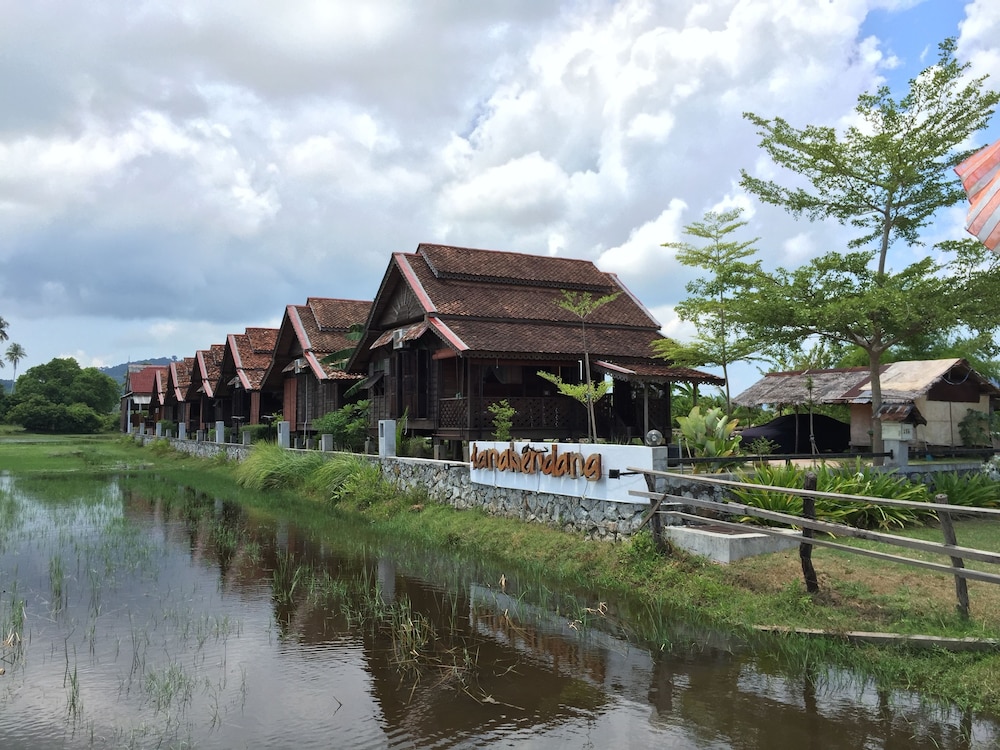 Tanabendang Banglos 28/35