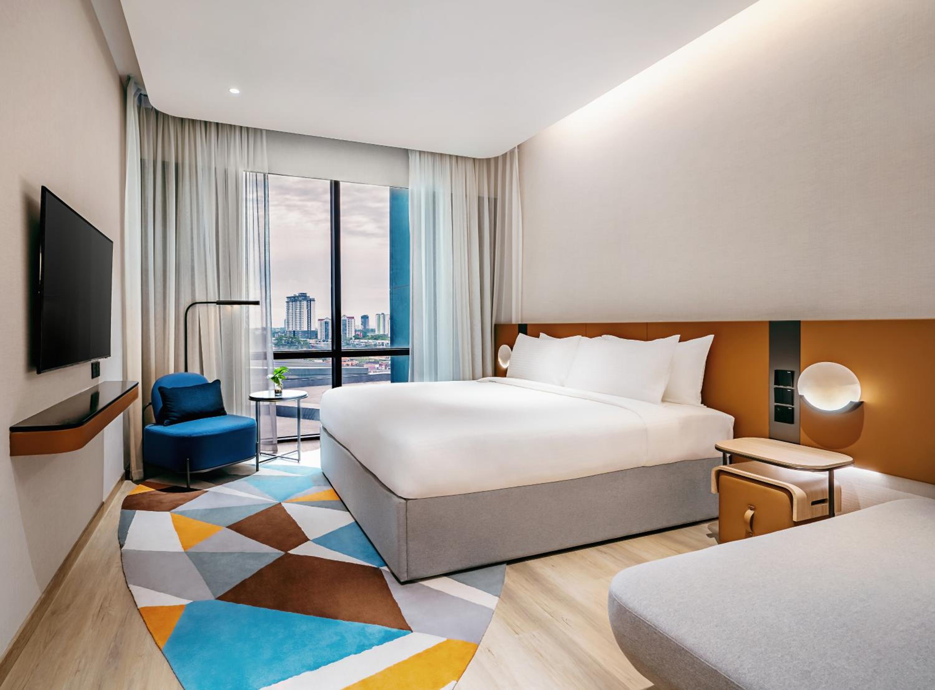EXECUTIVE, DOUBLE BED