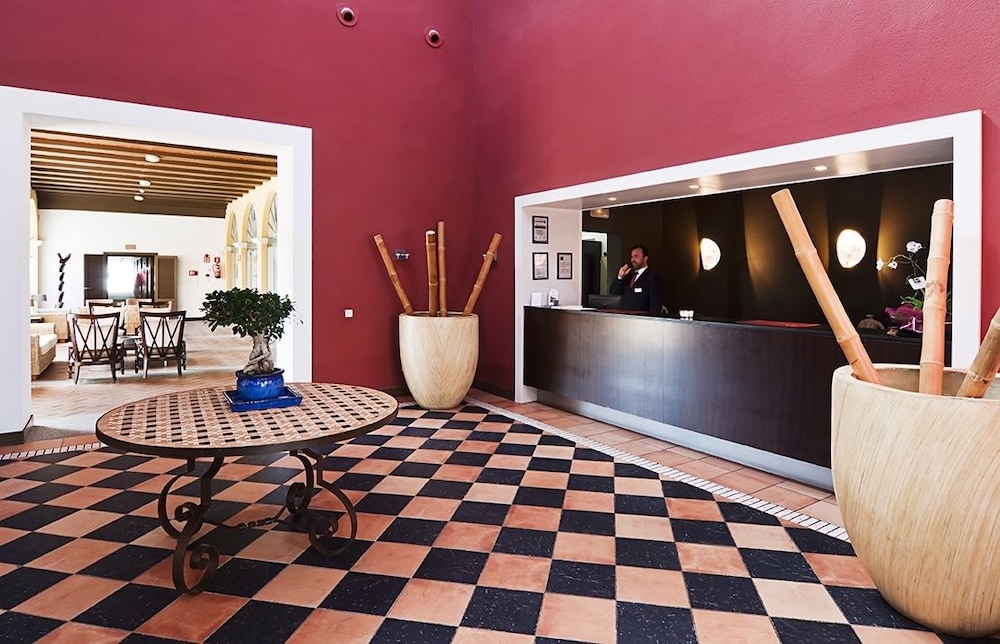 HOTEL ISLA CANELA GOLF 3/36