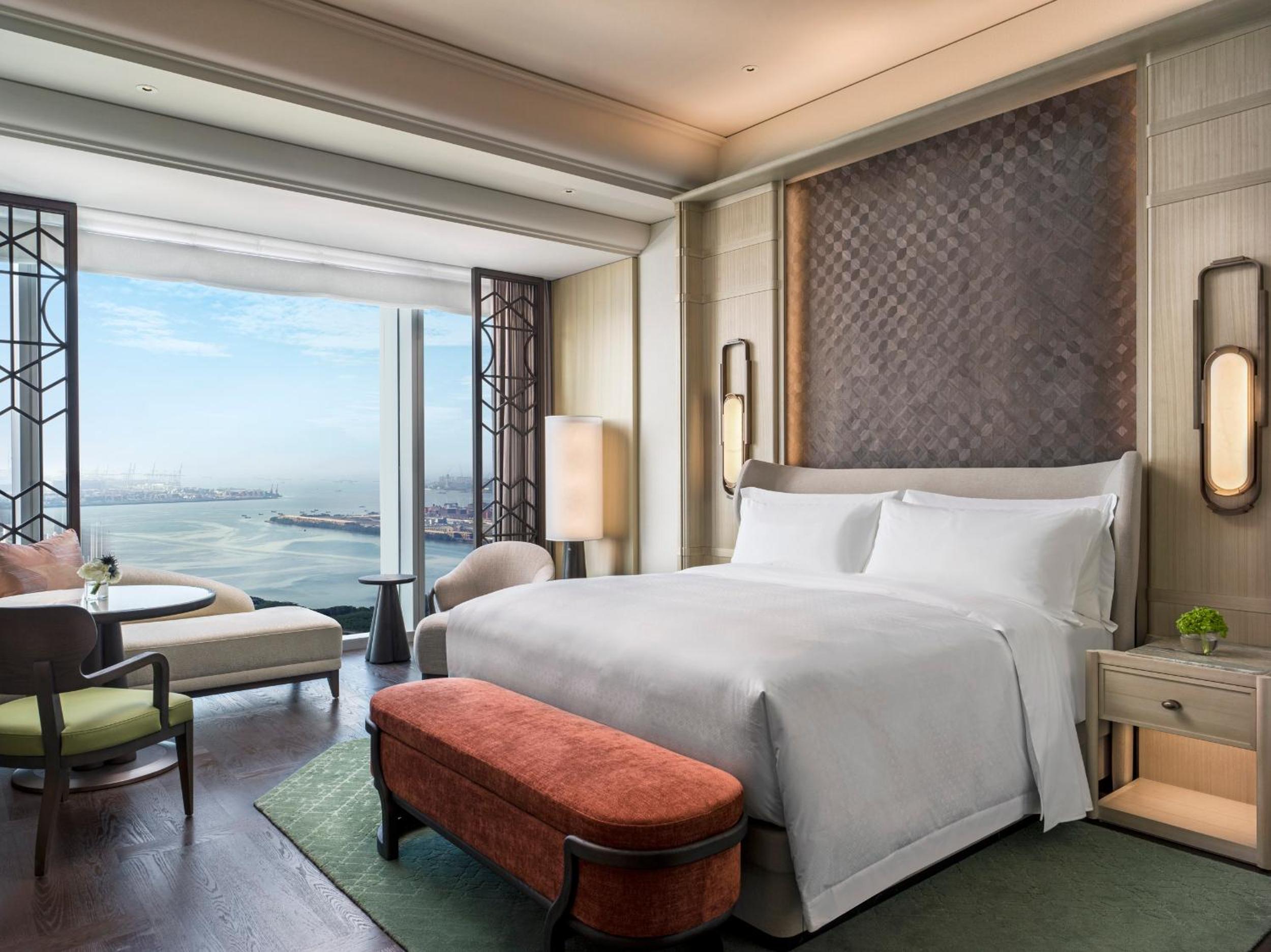 Grand, Deluxe, King Bed, Bay View
