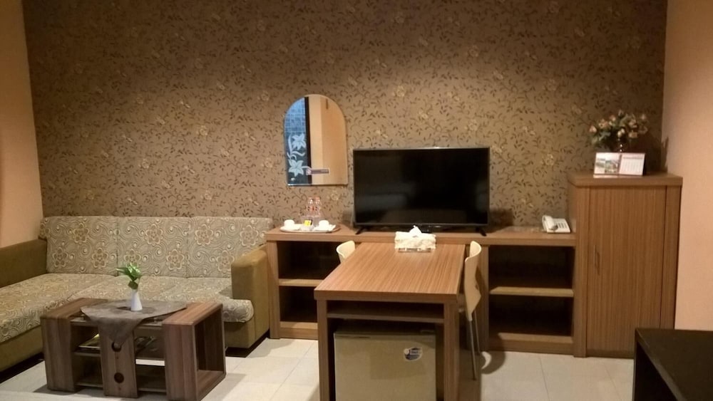 PATRIA PALACE HOTEL 16/17