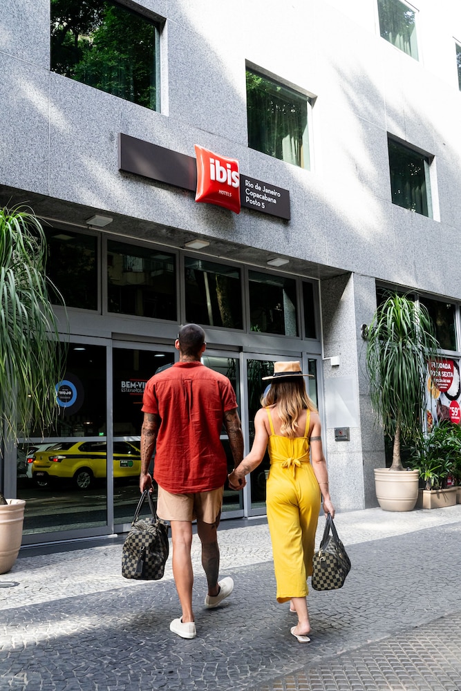 Ibis RJ Copacabana Posto 5 67/70