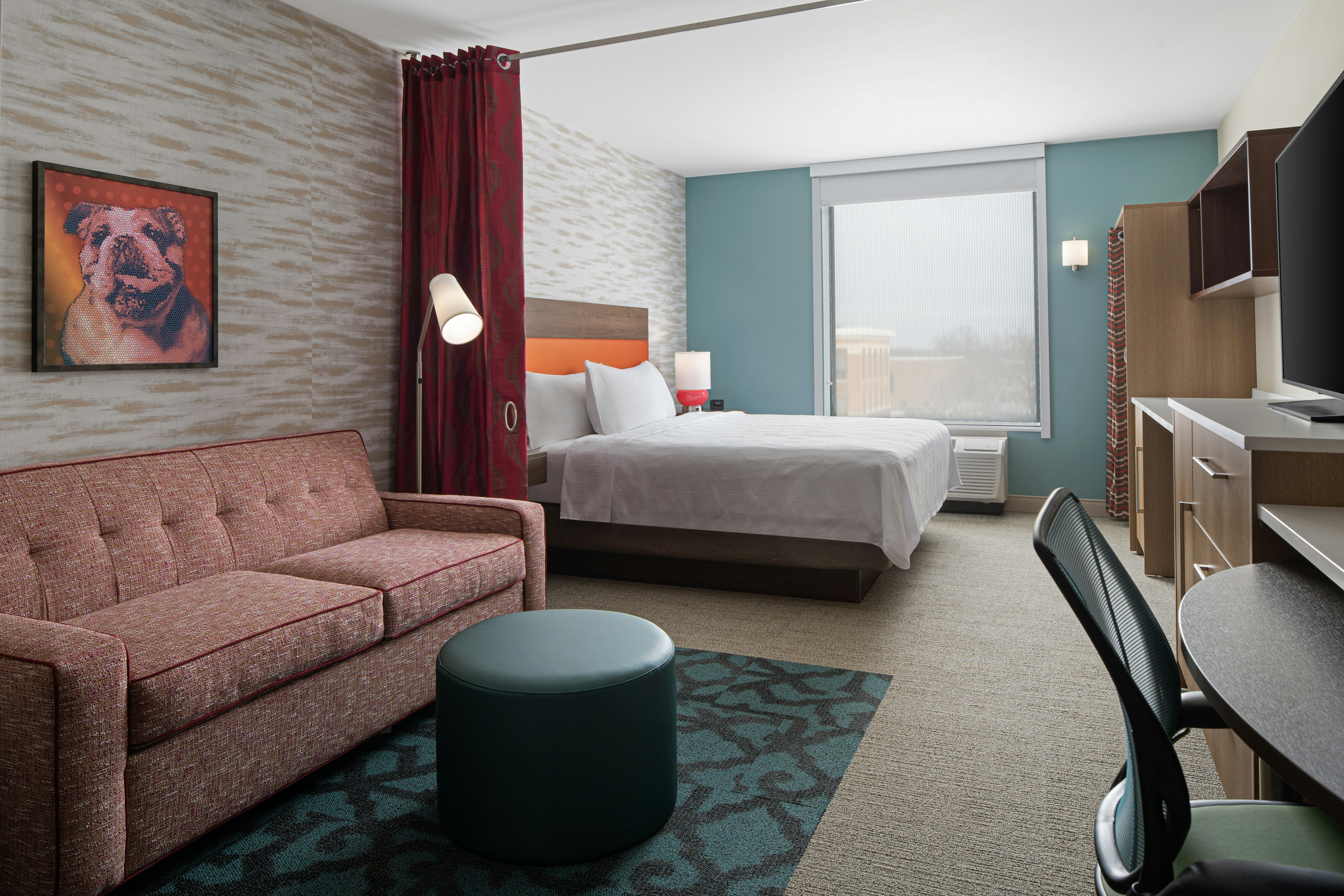 Study, King Bed, Accessible