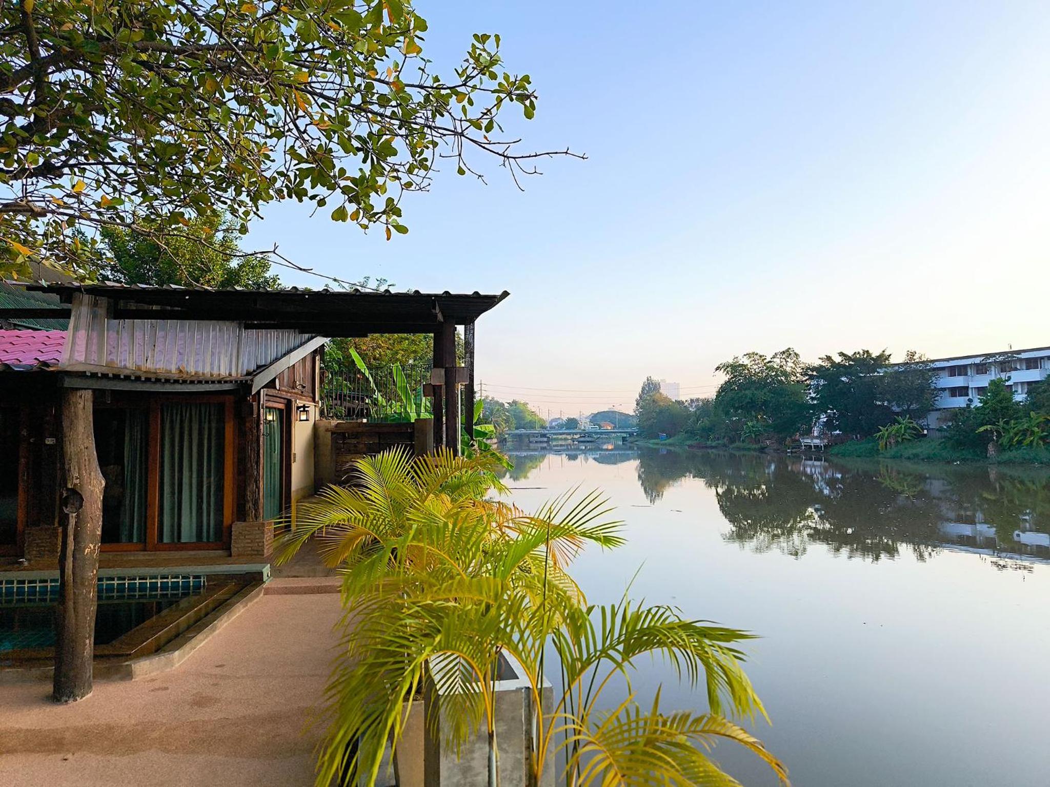 Sabai Riverside 2/50