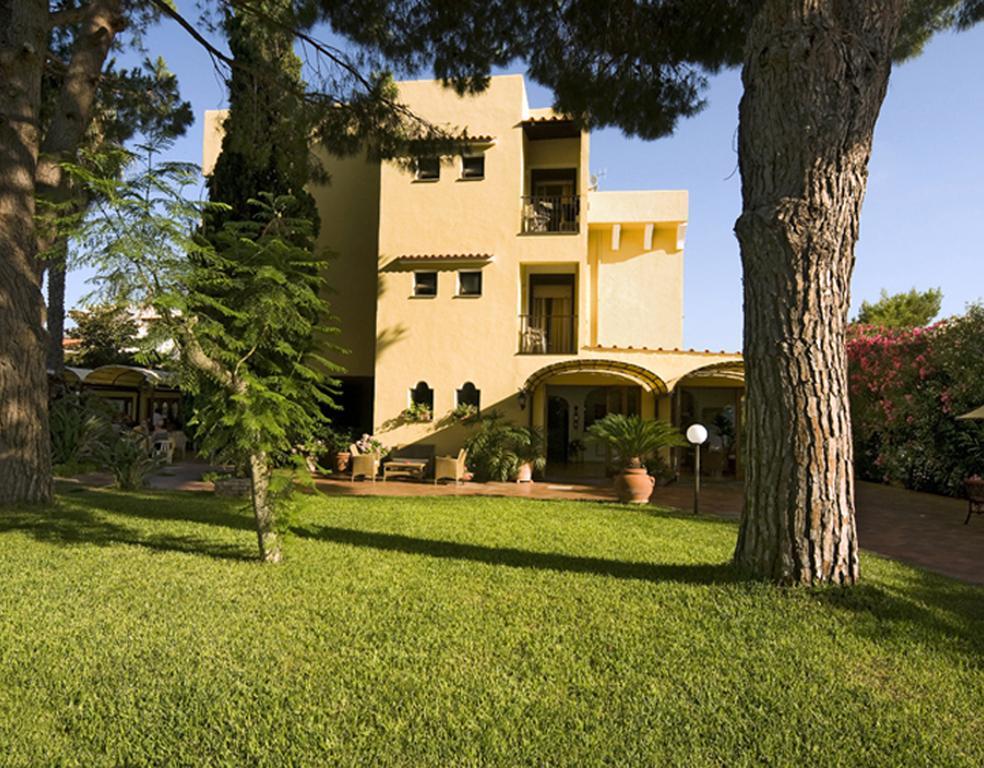 Family Hotel Le Canne&Beauty 41/42