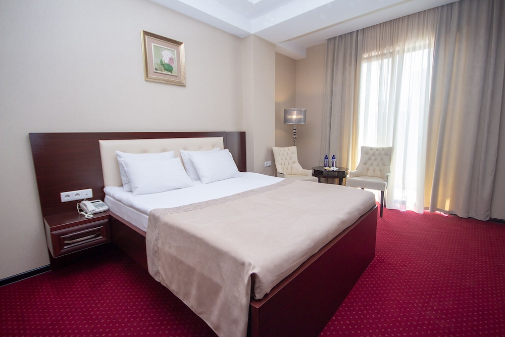 Marionn Hotel 57/118