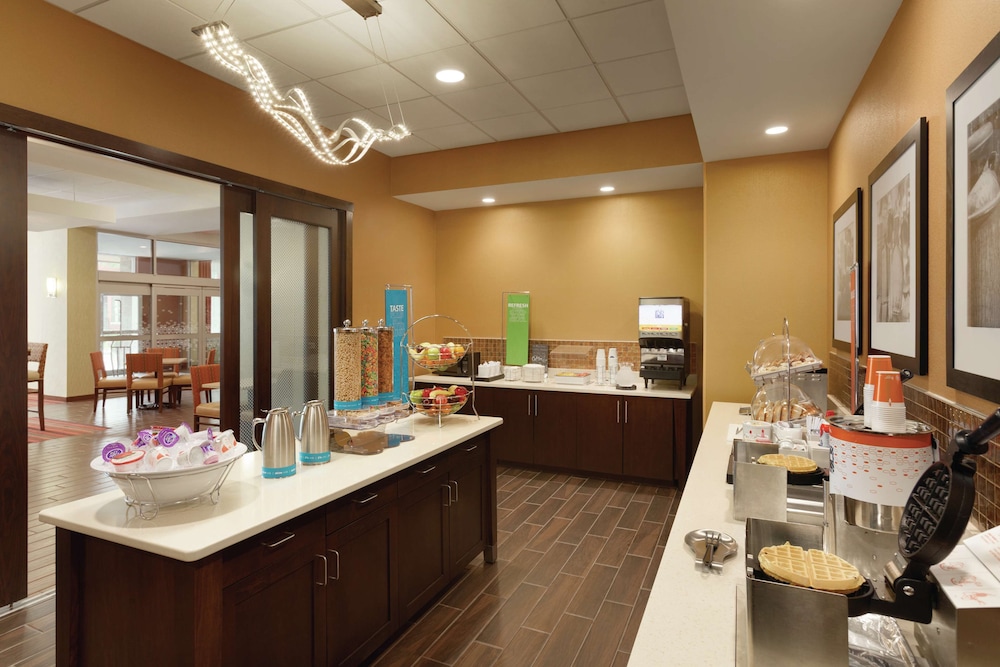 Hampton Inn St Albans Vt 21/32