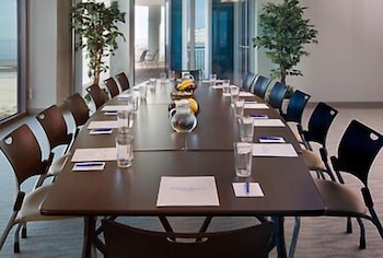 South Beach Hotel Suites 21/28