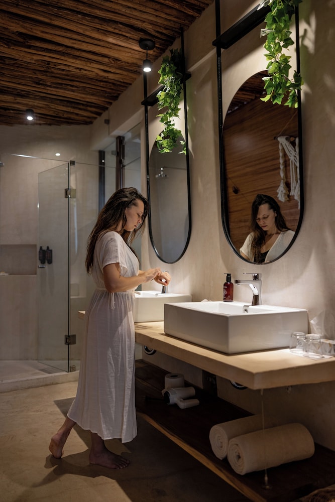 Nerea Tulum 50/50