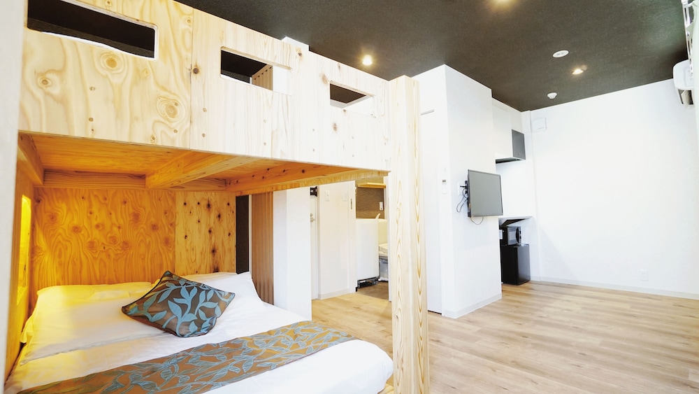 Poly Hostel Osaka 16/60