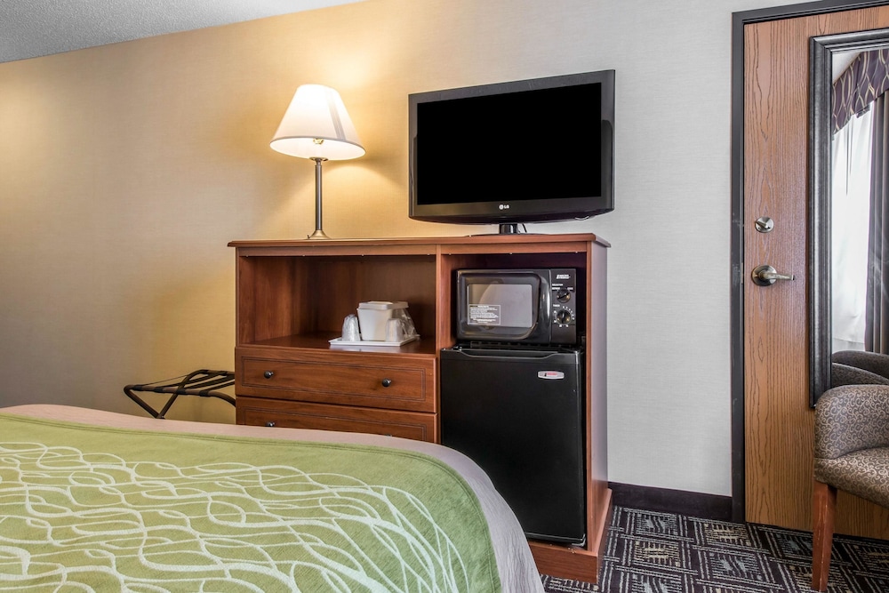 Comfort Inn Weirton - Steubenville 13/39