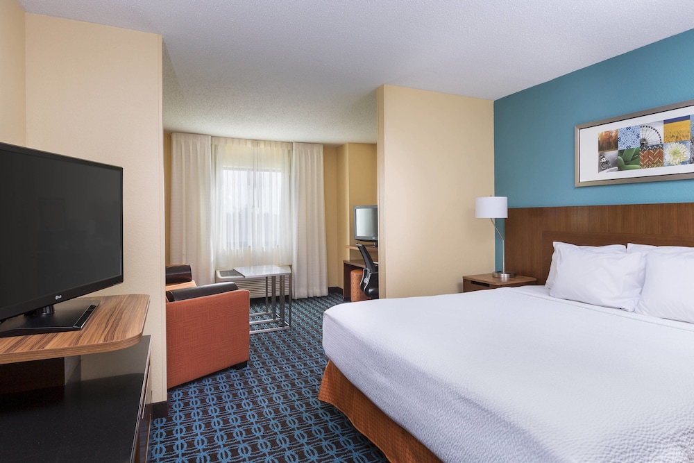 Fairfield Inn & Suites Galesburg 4/22