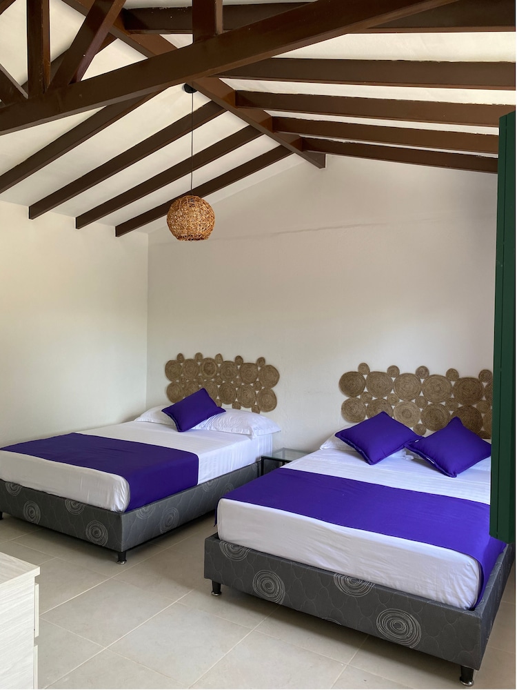 Casa Abba Hotel 10/50
