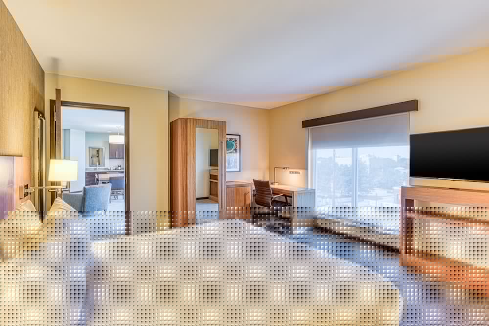 Hyatt Place Greensboro Downtown 12/50