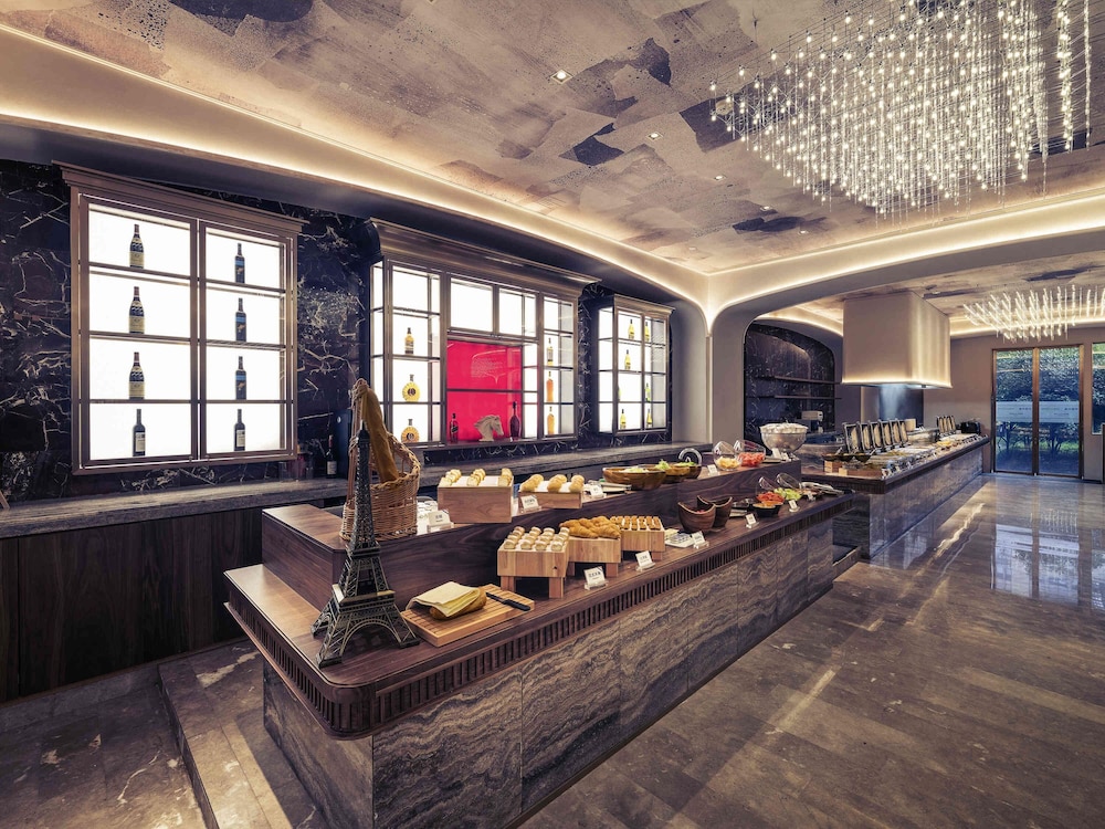 Mercure Shanghai Hongqiao Soho 70/89