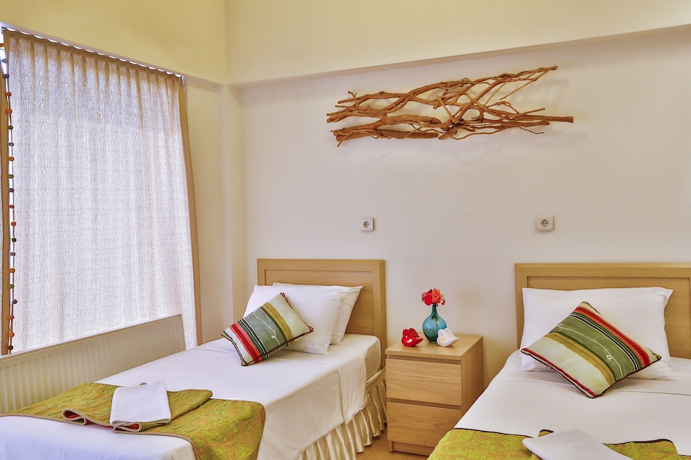 Han Hostel Airport North Hotel 49/75