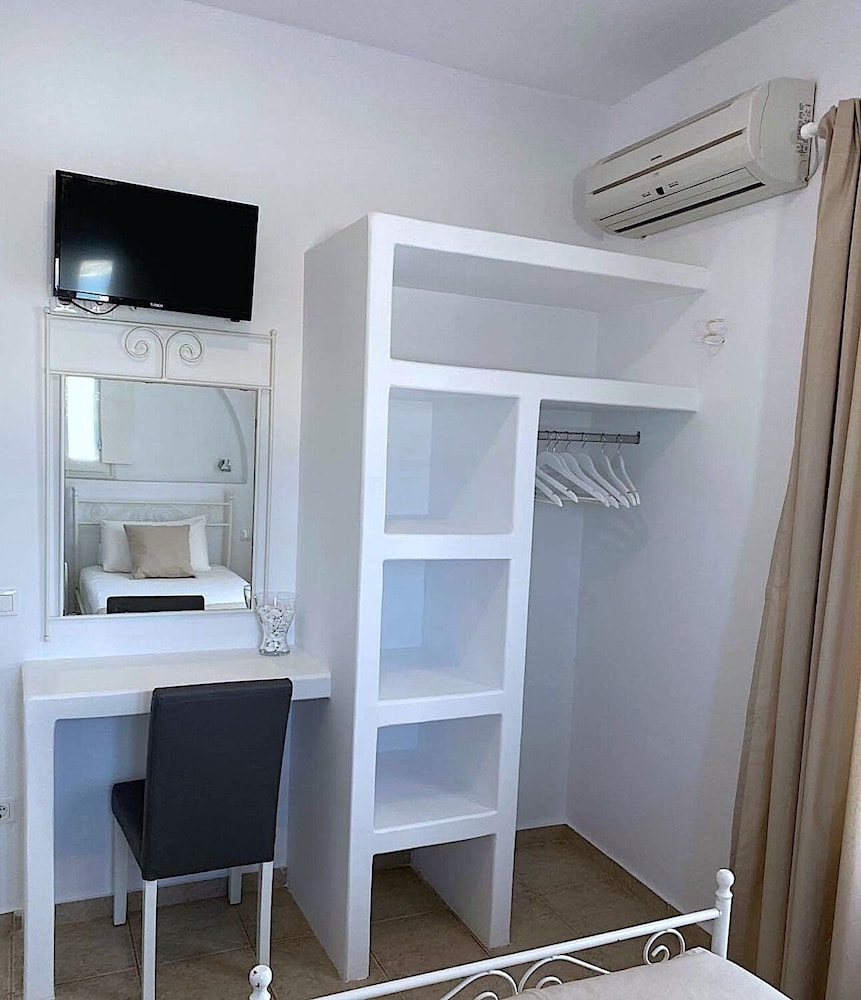 Antiparos View 34/50