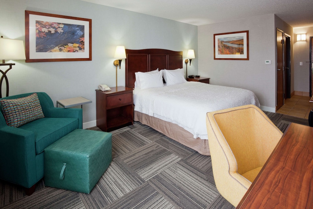 Hampton Inn Duluth Canal Park 28/77