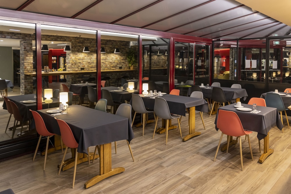 Comfort Hotel Paray Le Monial 35/47