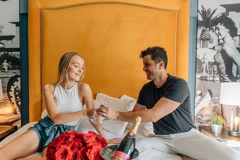 Hollander Boutique Hotel 10/69