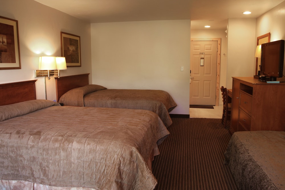 Rabbit Ears Motel 16/49