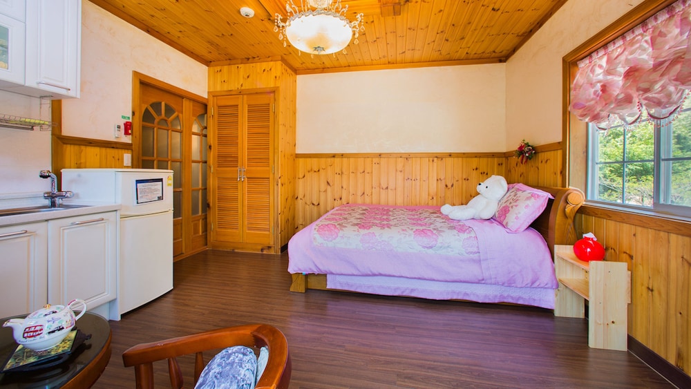 Muju Cherish Pension 12/50