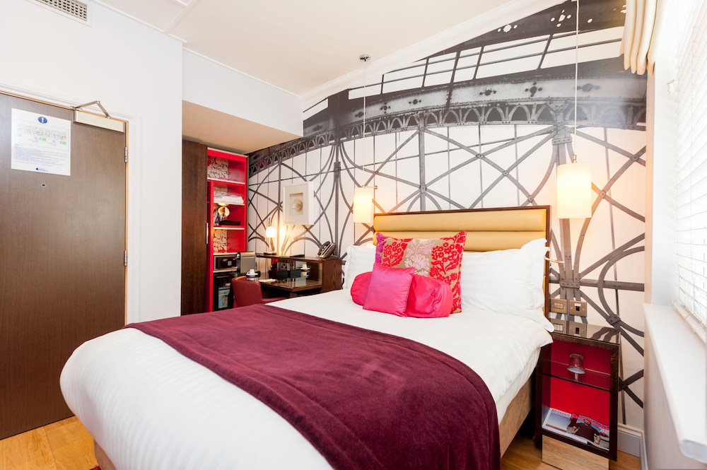 غرفة قياسية بسرير مزدوج، Hotel Indigo London - Paddington by IHG 2/10