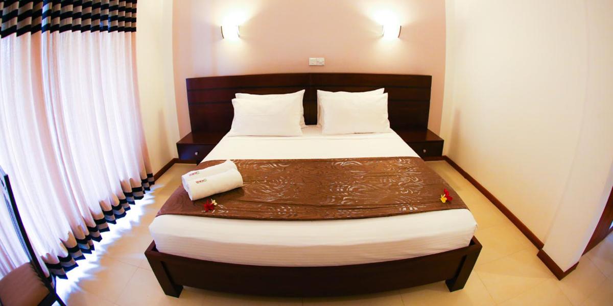 Hotel Shanelo 22/33