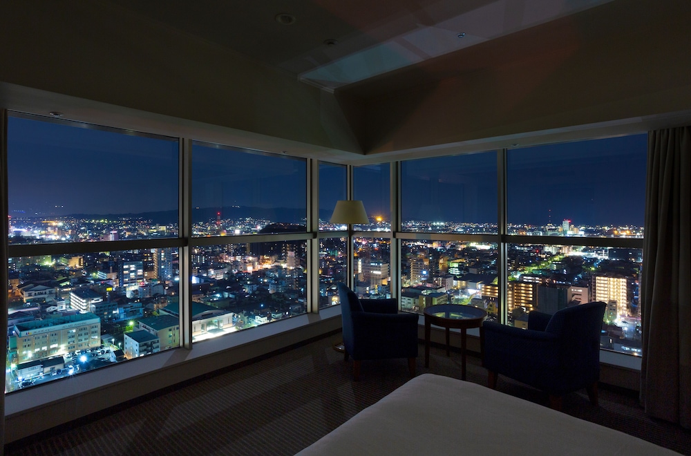 Hotel Grand Hills Shizuoka (ex Hotel Century Shizuoka) 27/36
