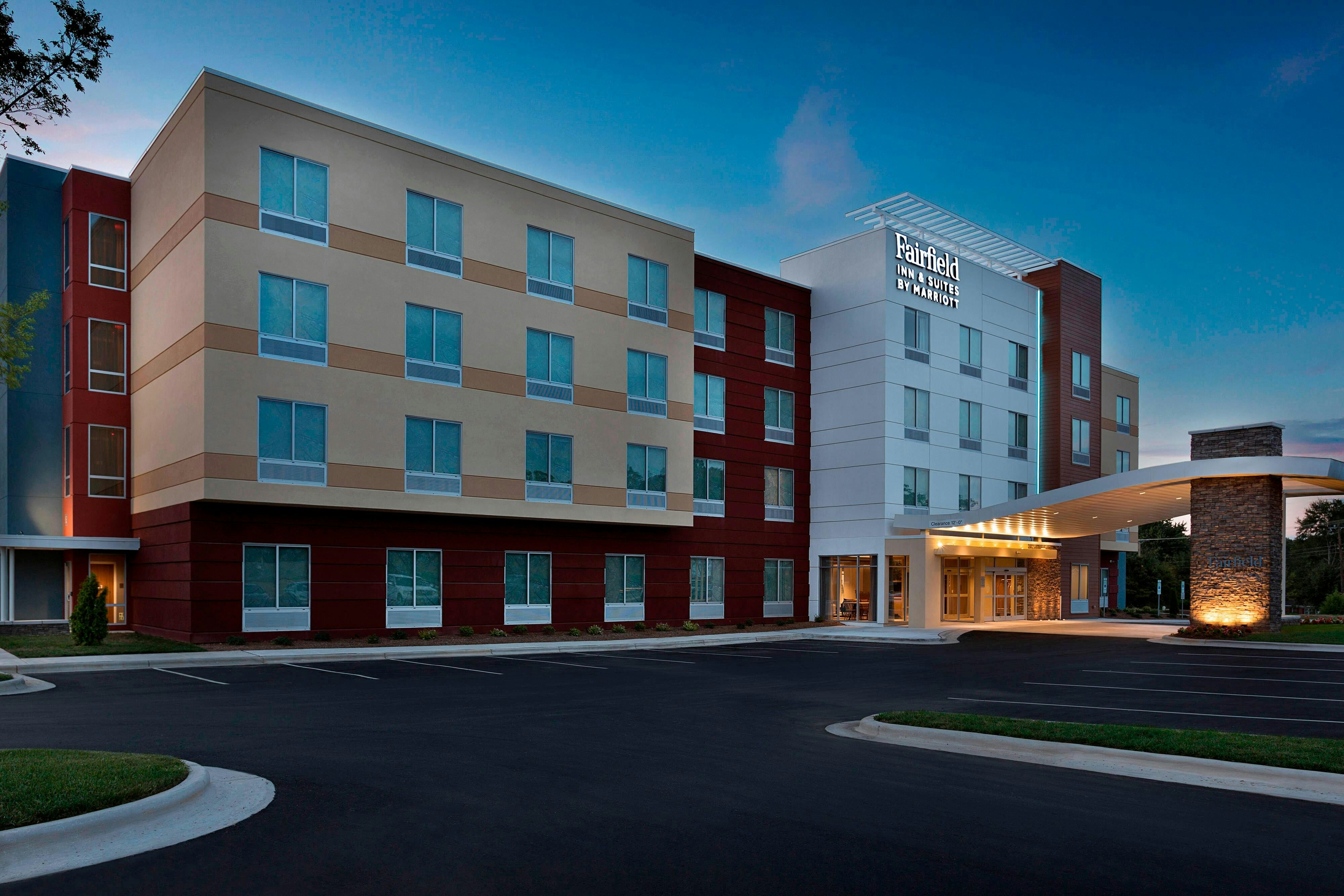 Fairfield Inn & Suites By Marriott Shelby 1/17