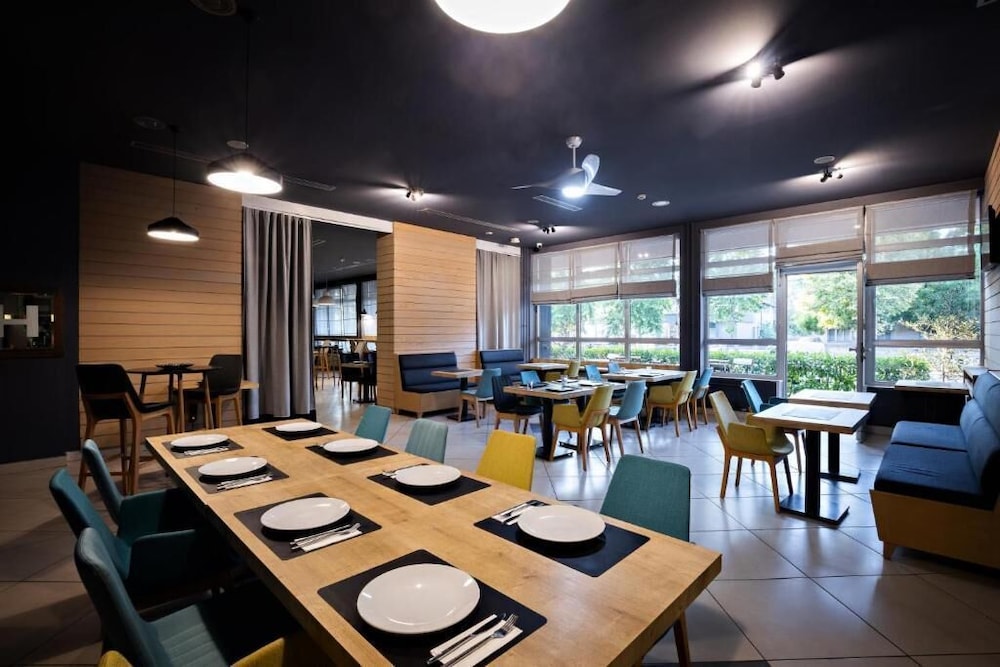 Nobel Inn Hotel 36/46