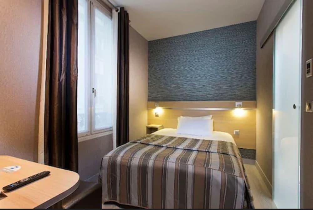 Hotel Des Pavillons 13/19