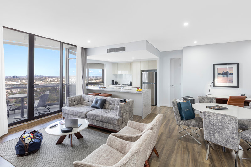 Meriton Suites Church Street Parramatta 16/25