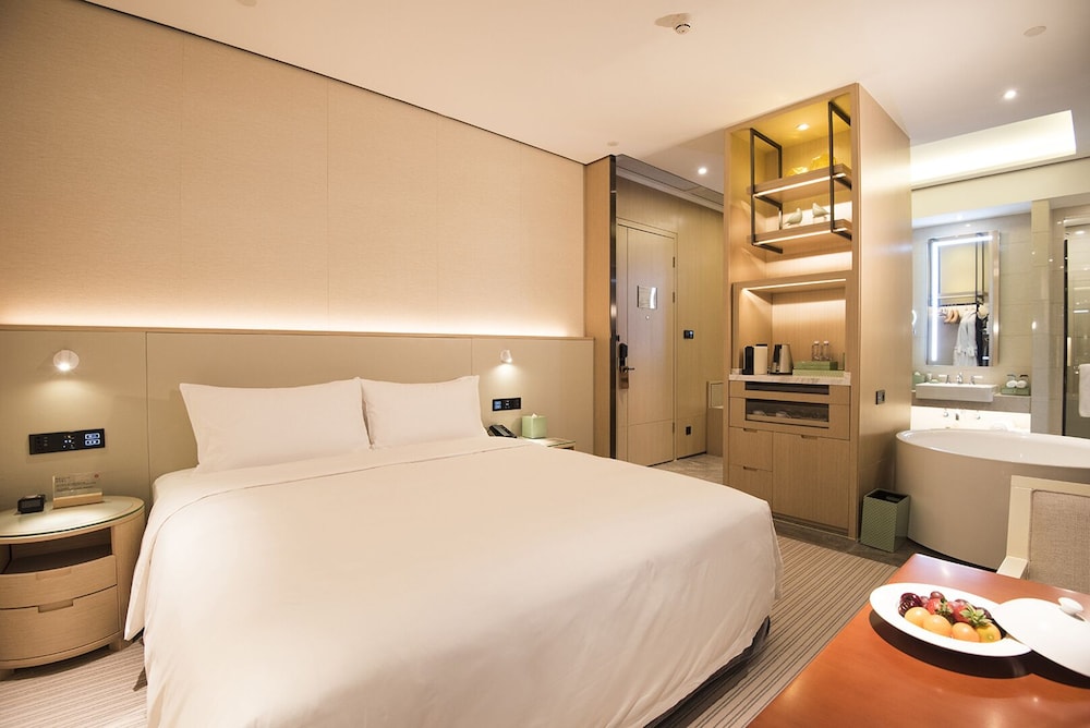 Foshan Virtuous World Hotel 12/26