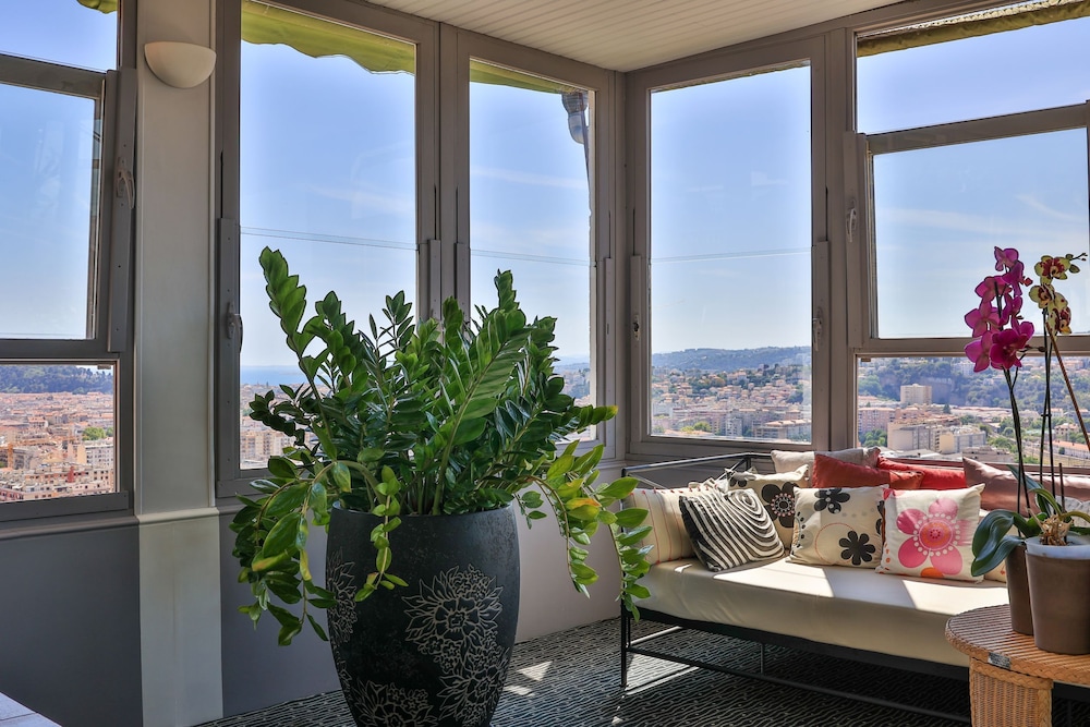 Le Panoramic Boutique Hotel 43/70