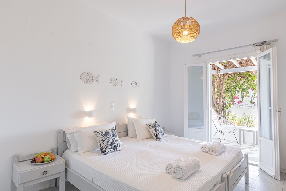 Standard, Double Bed, Sea View