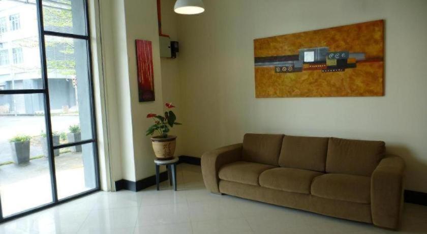 Hotel 138 @ Bestari 38/44