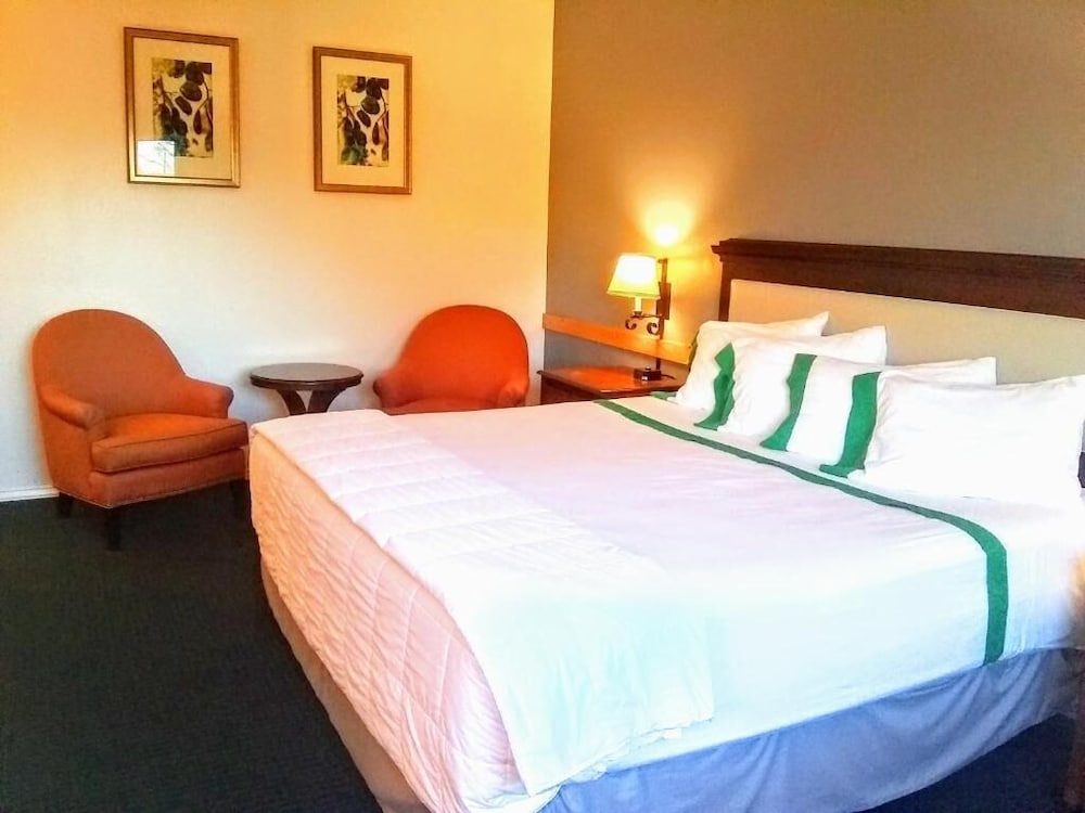 Guesthouse Enumclaw 10/39