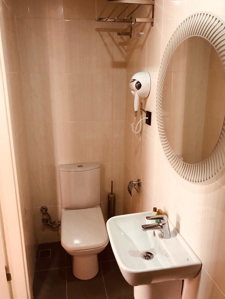 Suvari Boutique Hotel 45/47