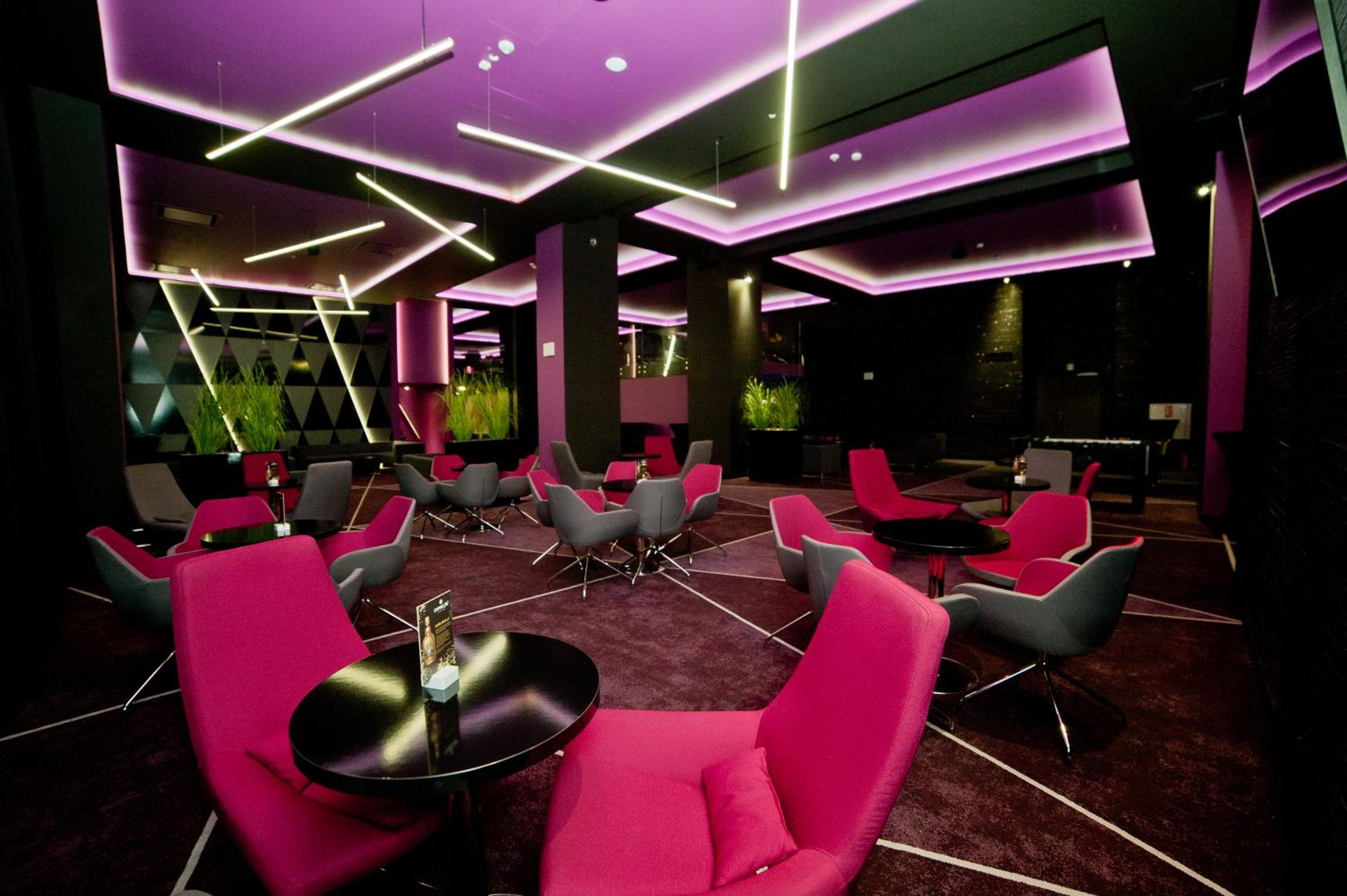 Ambasador Centrum 37/50