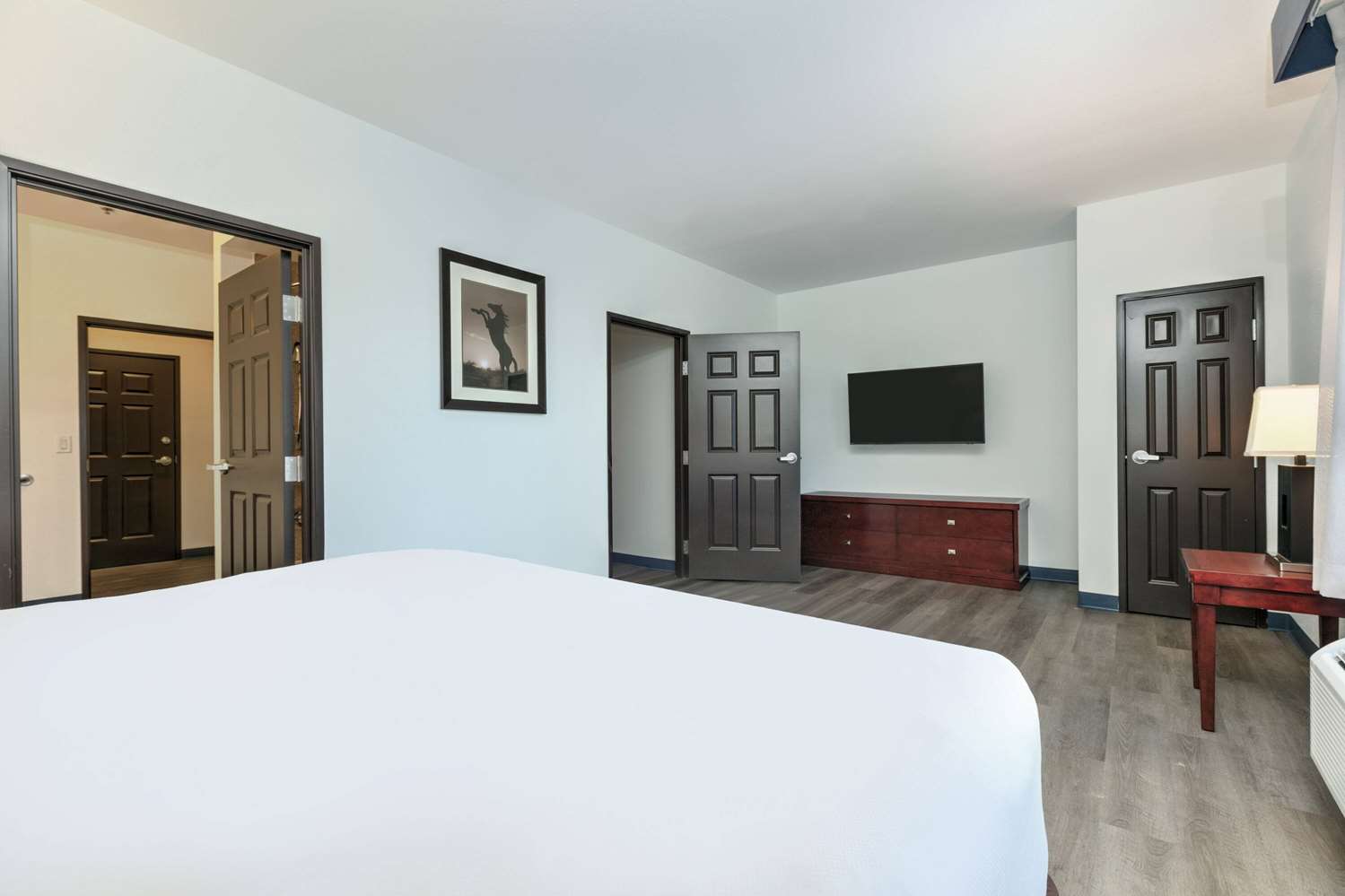 La Quinta Inn & Suites by Wyndham Fort Worth NE Mall 18/52