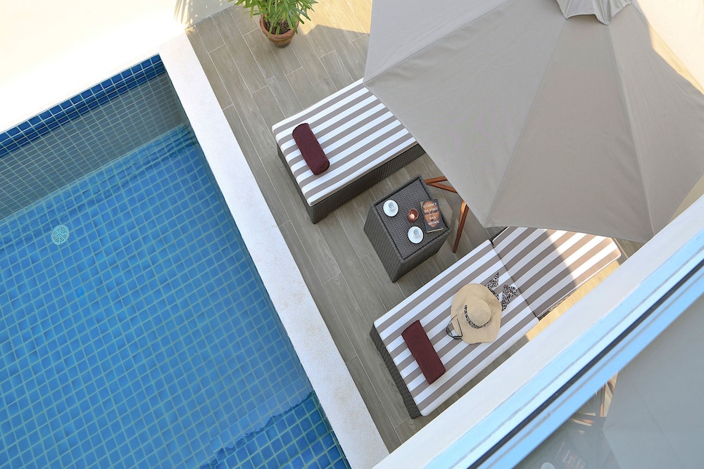 Samui Blue Orchid 22/37