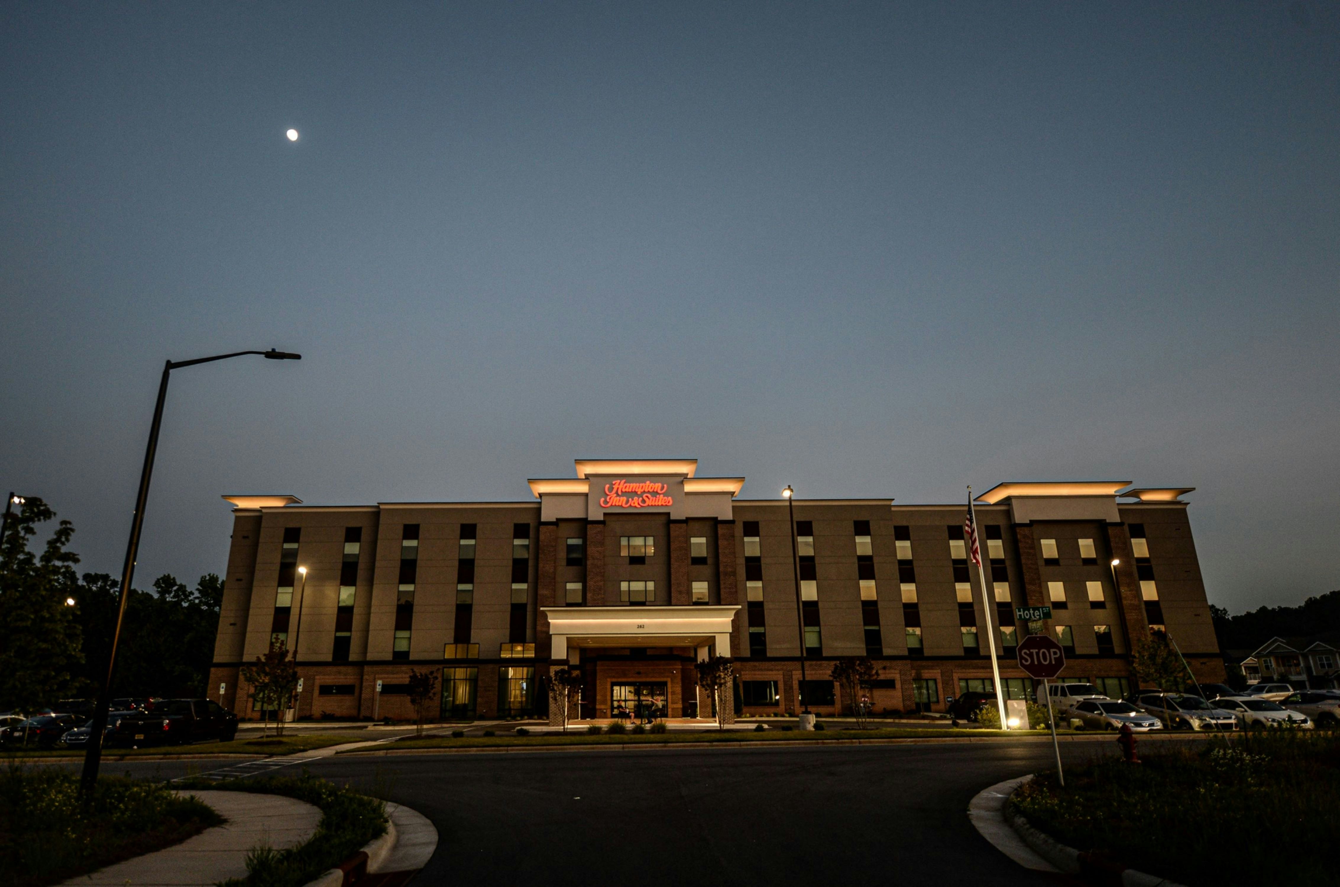 Hampton Inn Suites Lenoir Nc 3/76