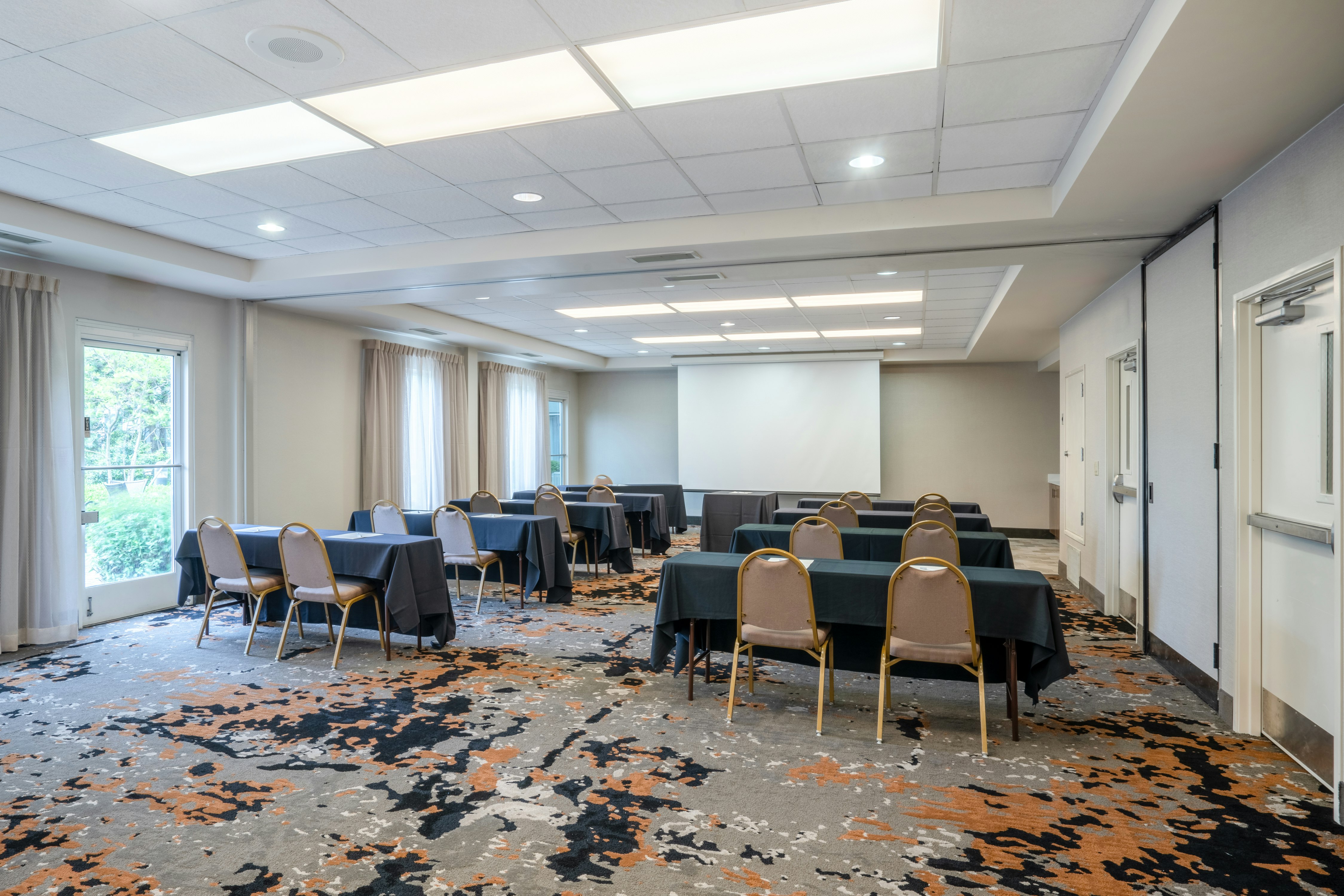 Hilton Garden Inn Louisville East 27/33
